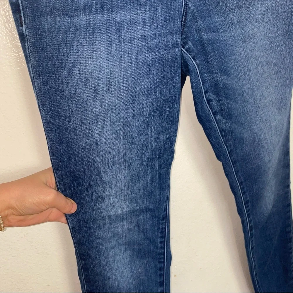 Athleta Sculptek medium wash high rise skinny jeans